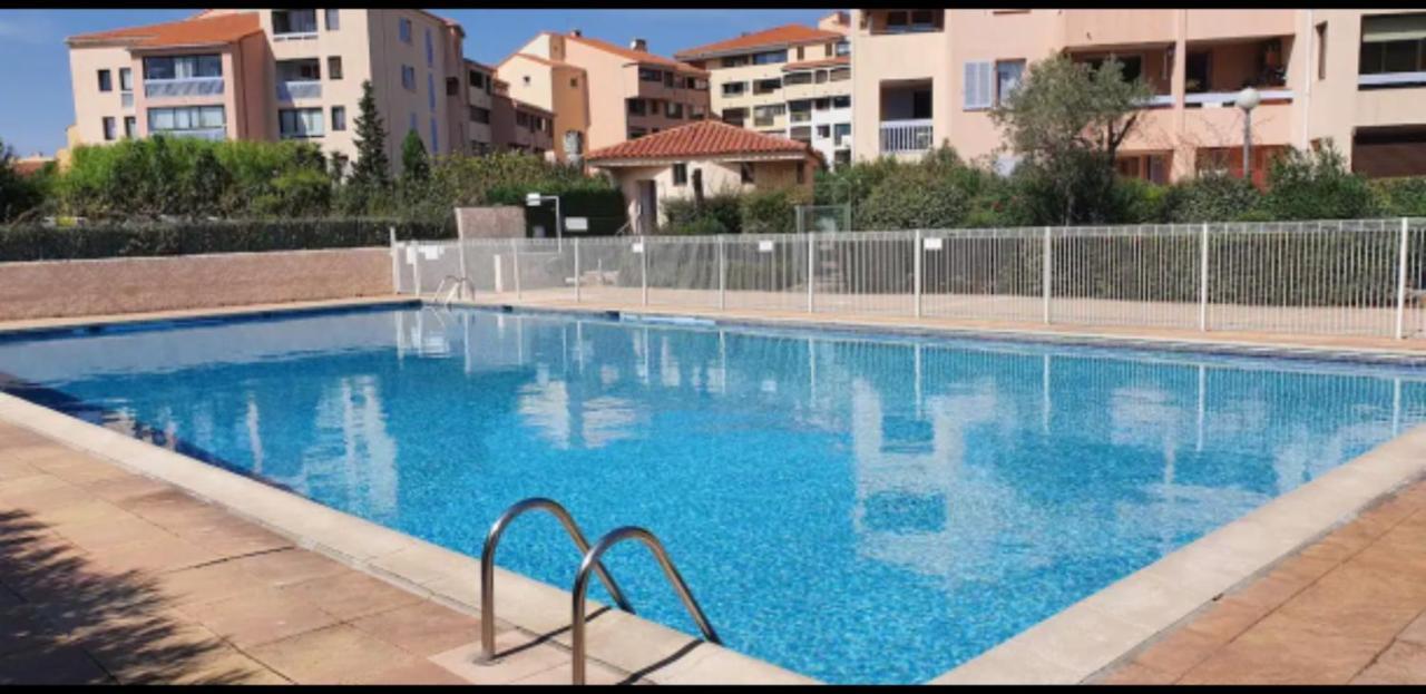 Appartement Design Fréjus Esterno foto